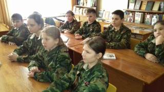 Юнармейцы посетили выставку, посвящённую Великой Отечественной войне