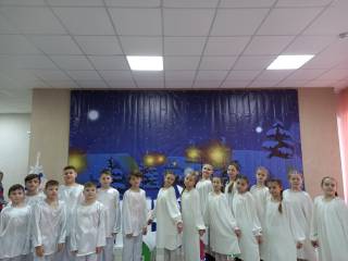 Участие детей объединения "Каскад движений" в Новогоднем концерте Дома искусств.