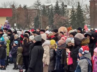 Новогоднее мероприятие на центральной площади города 31 декабря уходящего года