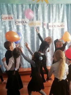 День смеха – мы умеем веселиться! День смеха – мы умеем веселиться!