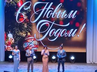 И снова на сцене Дома искусств И снова на сцене Дома искусств