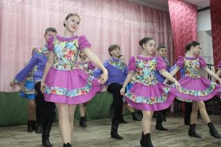 Весь мир начинается с мамы Весь мир начинается с мамы