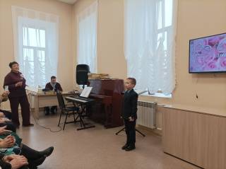Мероприятие ко дню Матери  « Её величество – МАМА!»