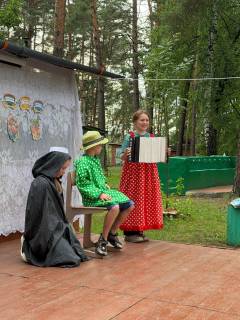 Фестиваль клипов «Песенка в кадре»: творчество, музыка и море эмоций в нашем лагере!