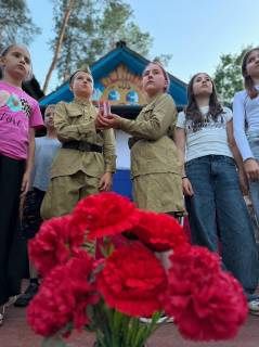 «Свеча памяти»: в лагере почтили память героев