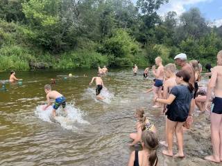 Спортивный азарт на водной глади!